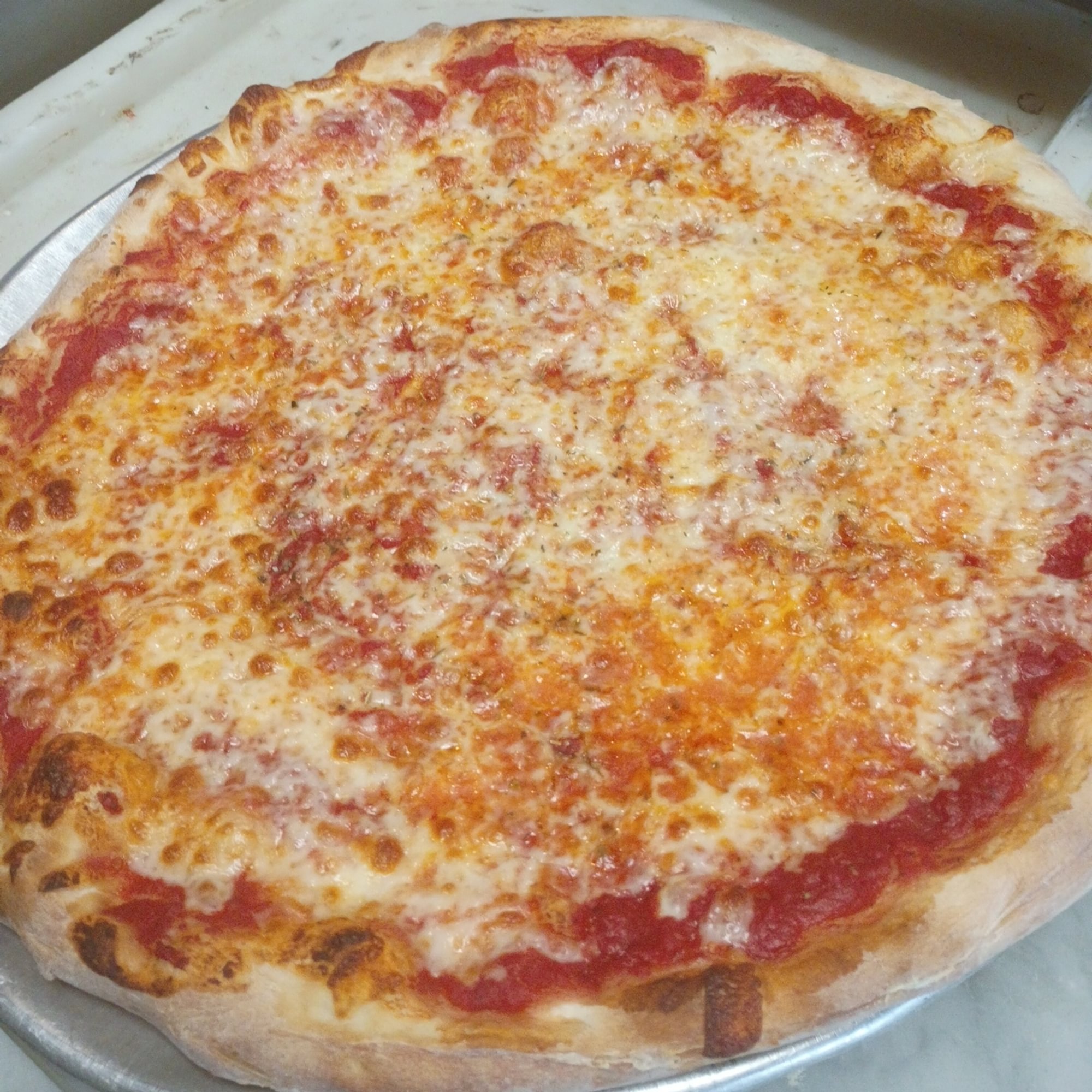 Traditional Hand Tossed N.Y. Style Pie (Medium 14")