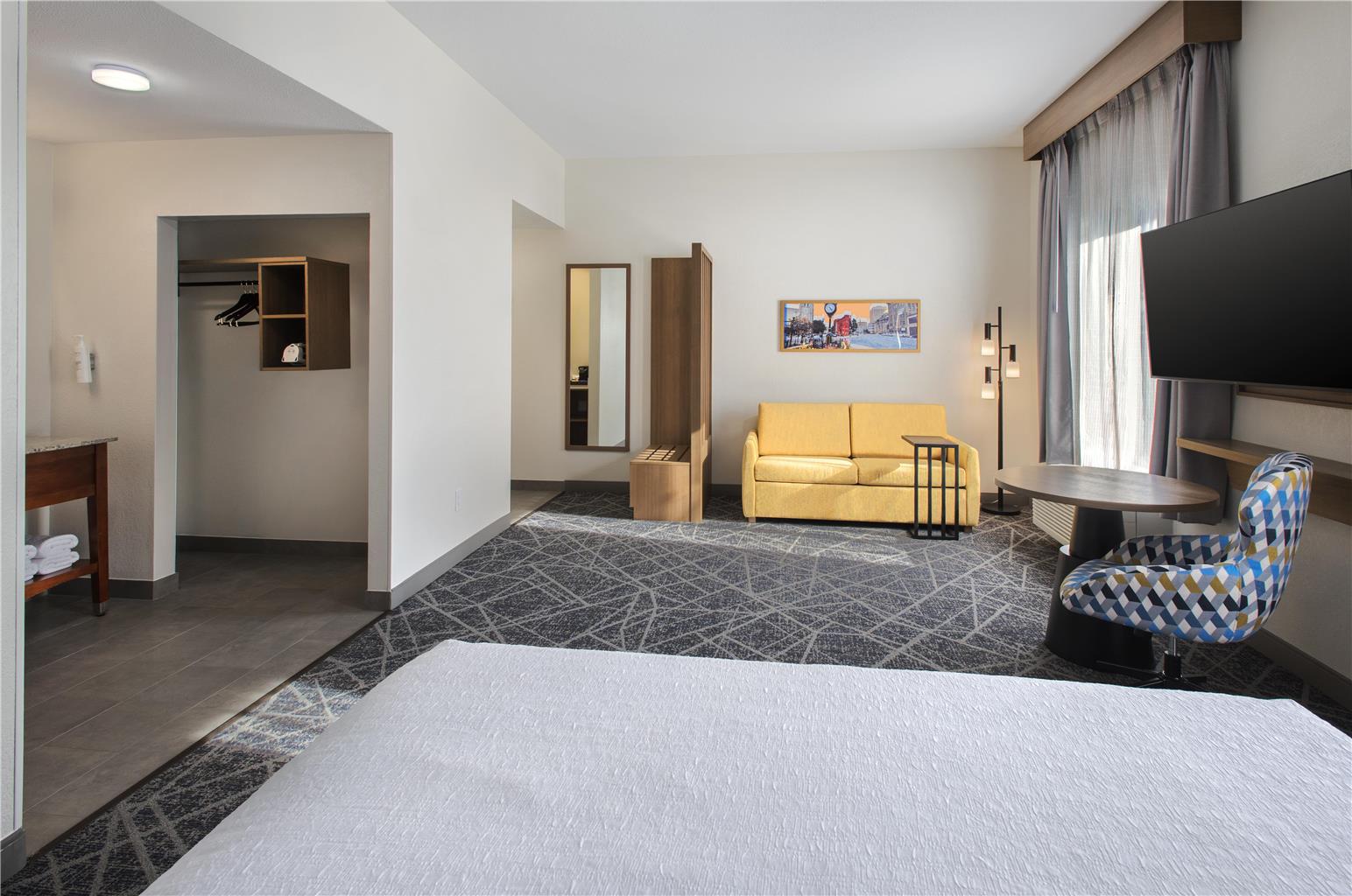 Hampton Inn & Suites New Hartford Image