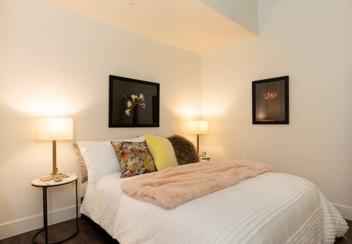 Queen Anne Exchange Image