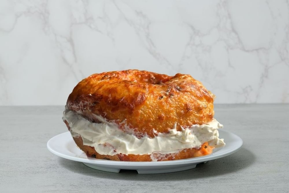 Jalapeno Cheddar Bagel W/ Schmear