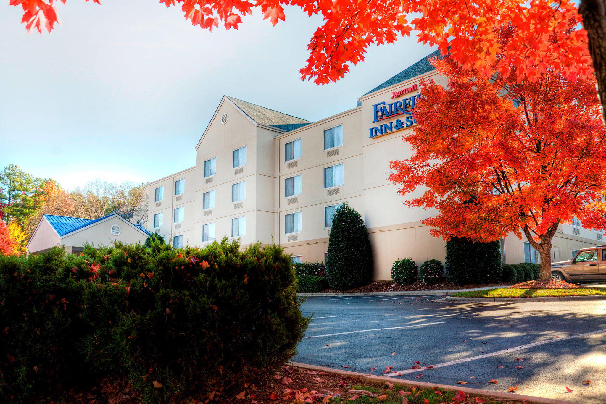 Fairfield Inn & Suites by Marriott Raleigh Crabtree Valley Photo