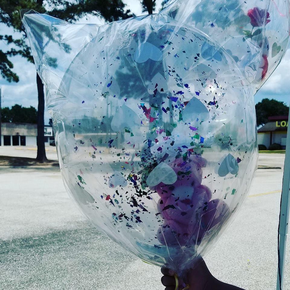 Nekia's Creative Balloon Designs Logo