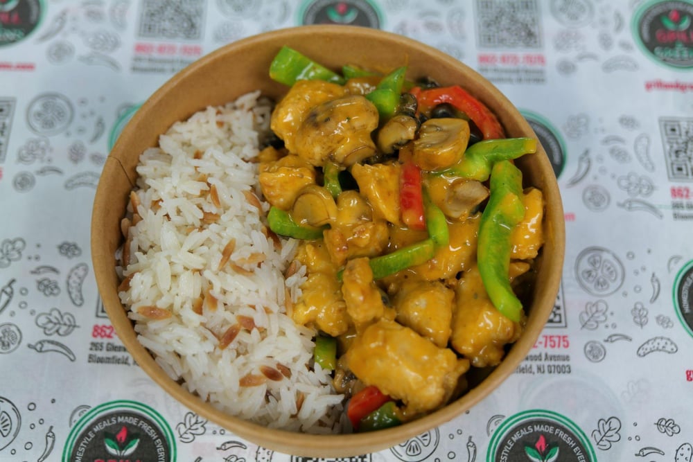 Cheddar Sauce Chicken with Rice