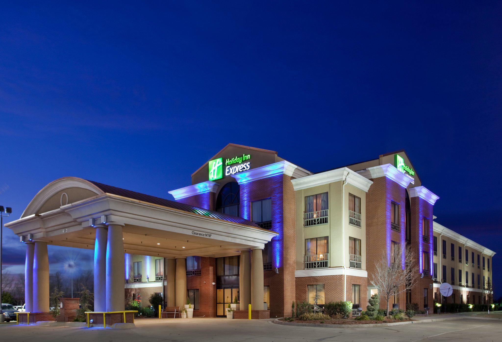 Holiday Inn Express & Suites Enid-Hwy 412 Photo