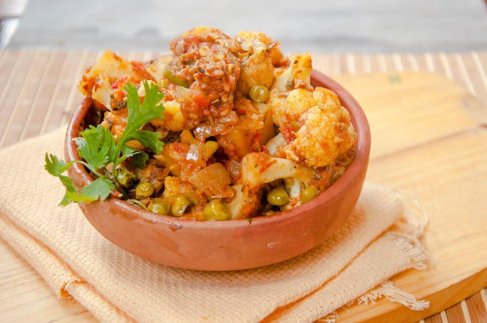 Matar Aloo Gobhi