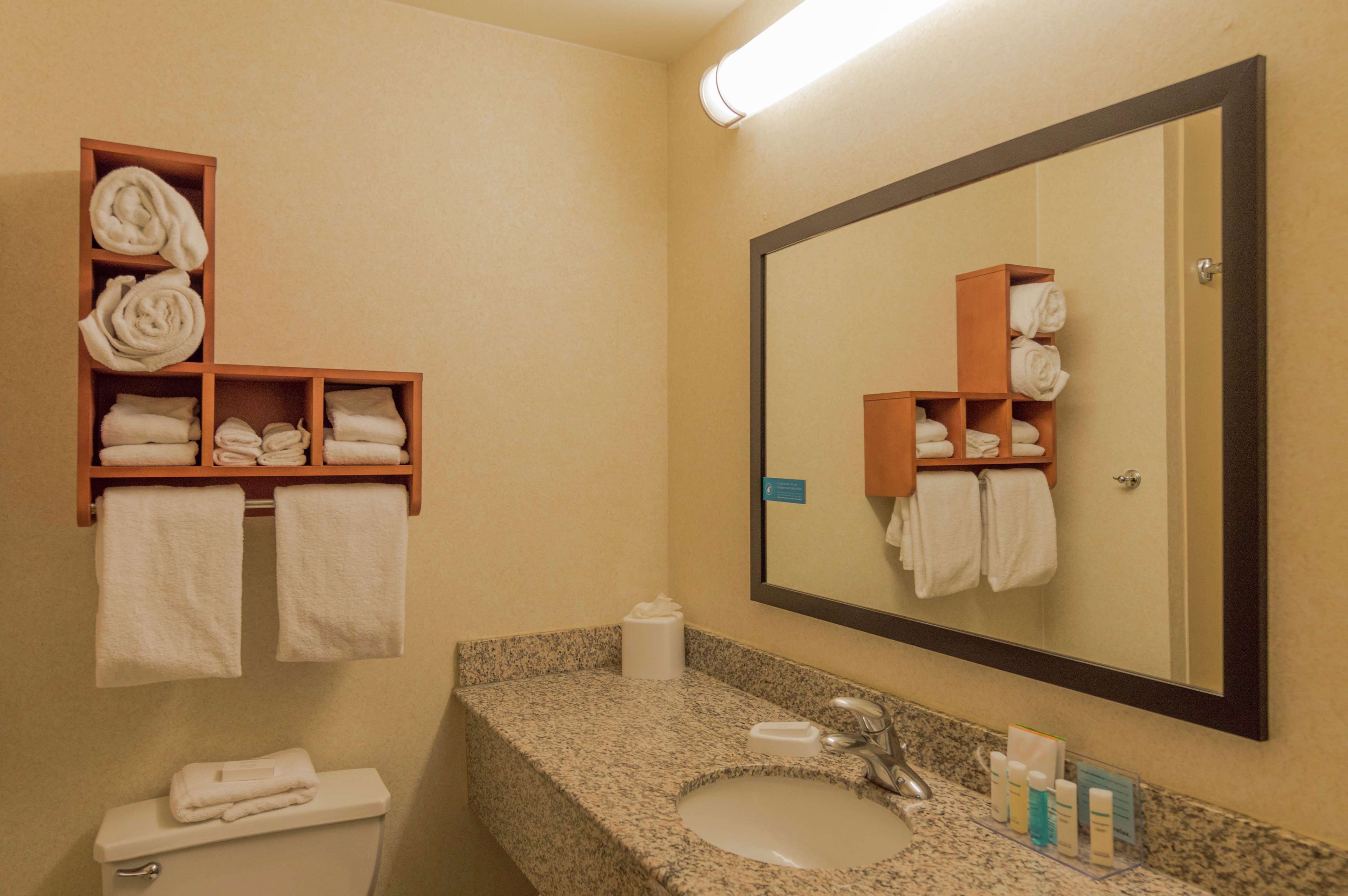 Hampton Inn & Suites Steamboat Springs Photo