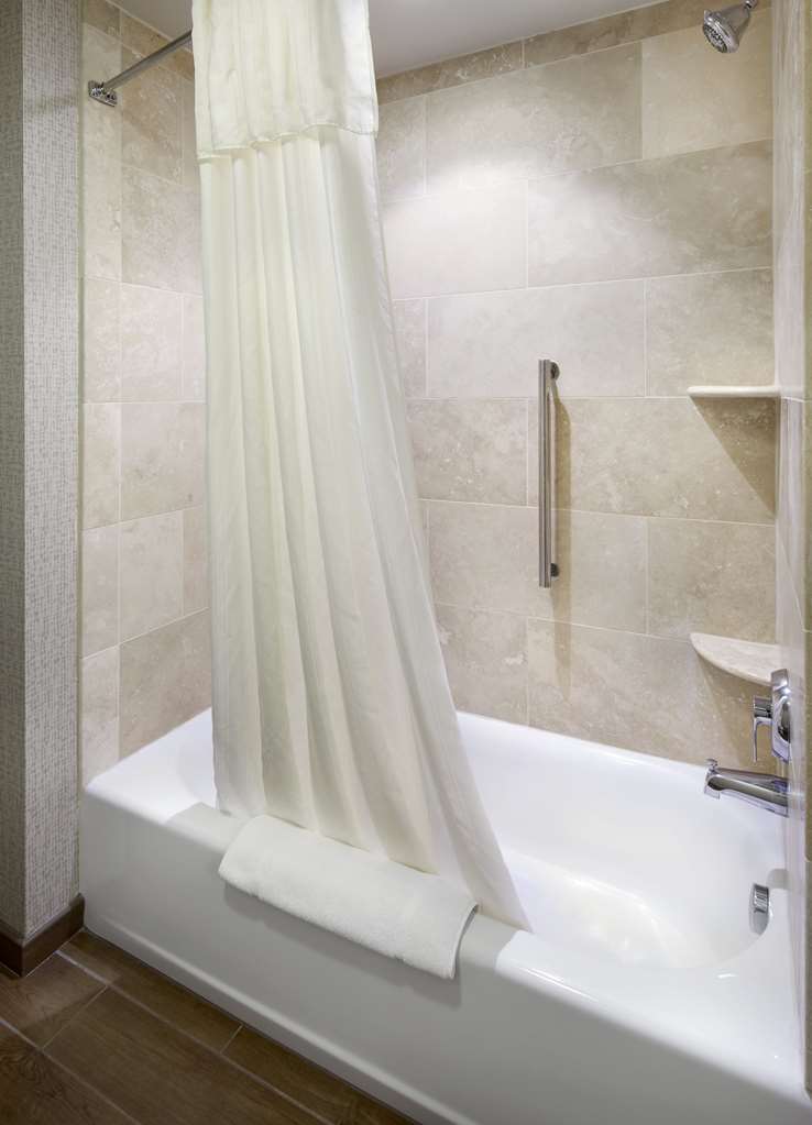 Homewood Suites by Hilton Pittsburgh Airport Robinson Mall Area PA Image