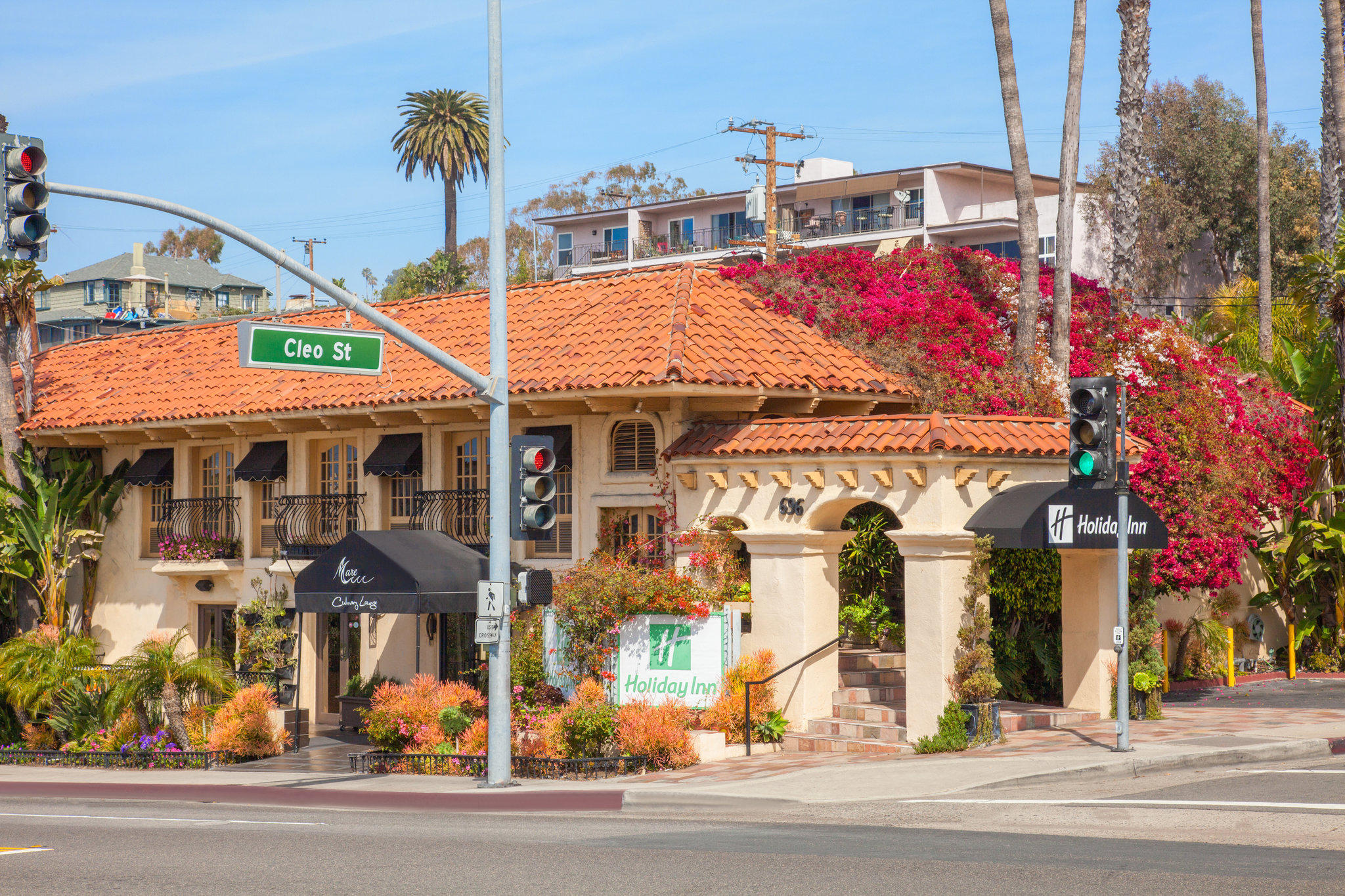 Holiday Inn Laguna Beach Photo