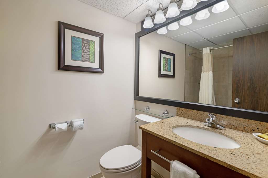 Best Western Plus Plattsburgh Image