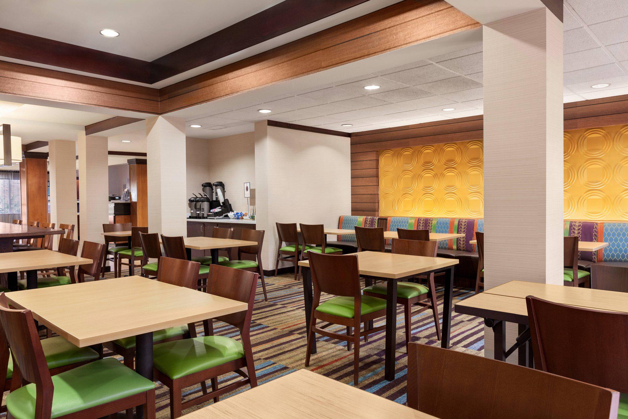 Fairfield Inn & Suites by Marriott Las Vegas South Photo