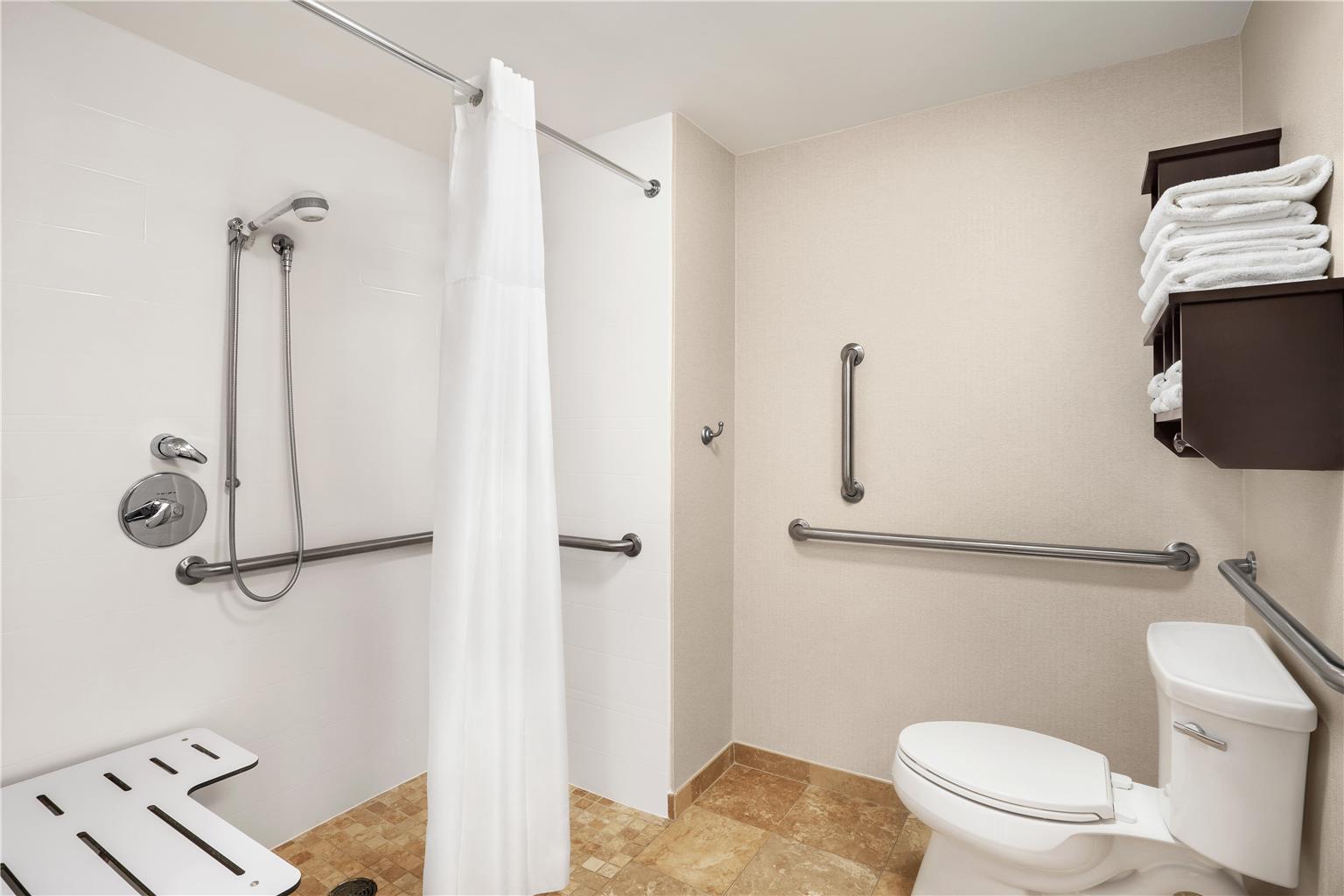 Hampton Inn Portland Downtown - Waterfront Image