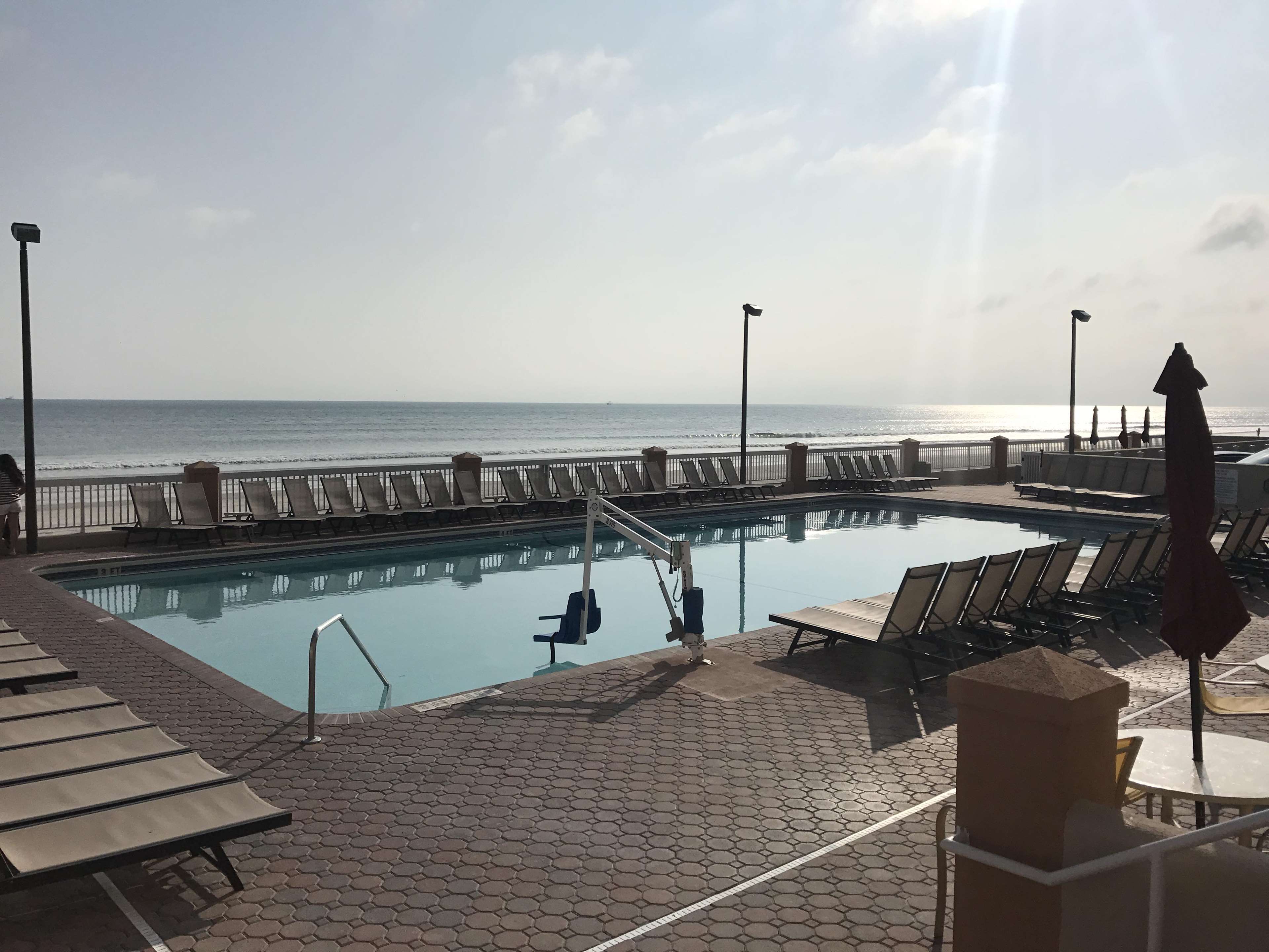 Hampton Inn Daytona Shores-Oceanfront Photo