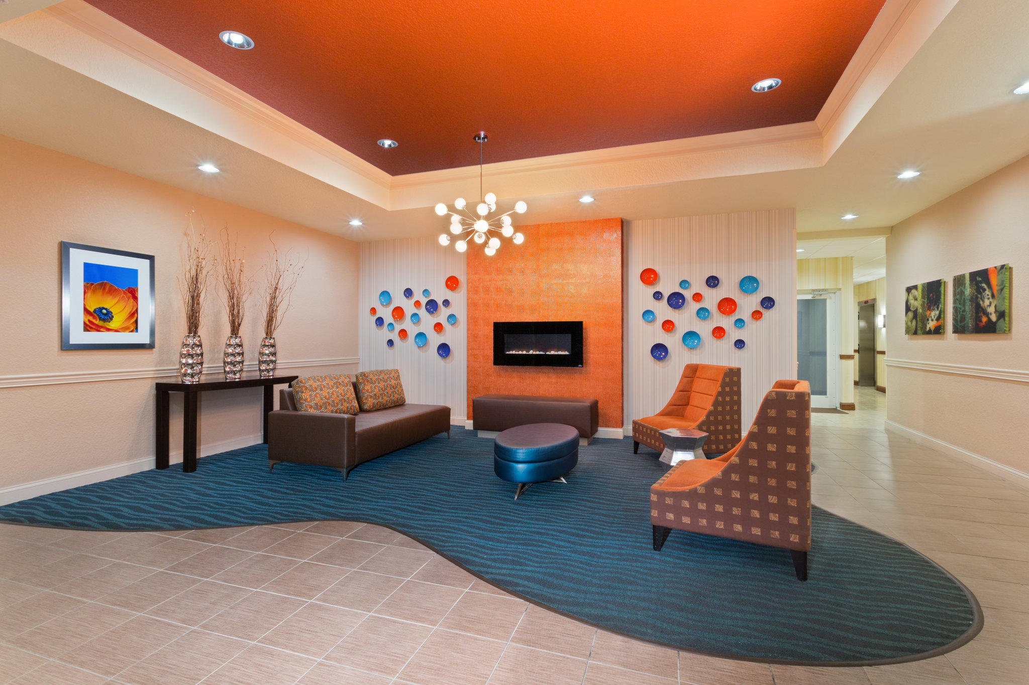 Holiday Inn Express & Suites Lakeland North - I-4 Photo