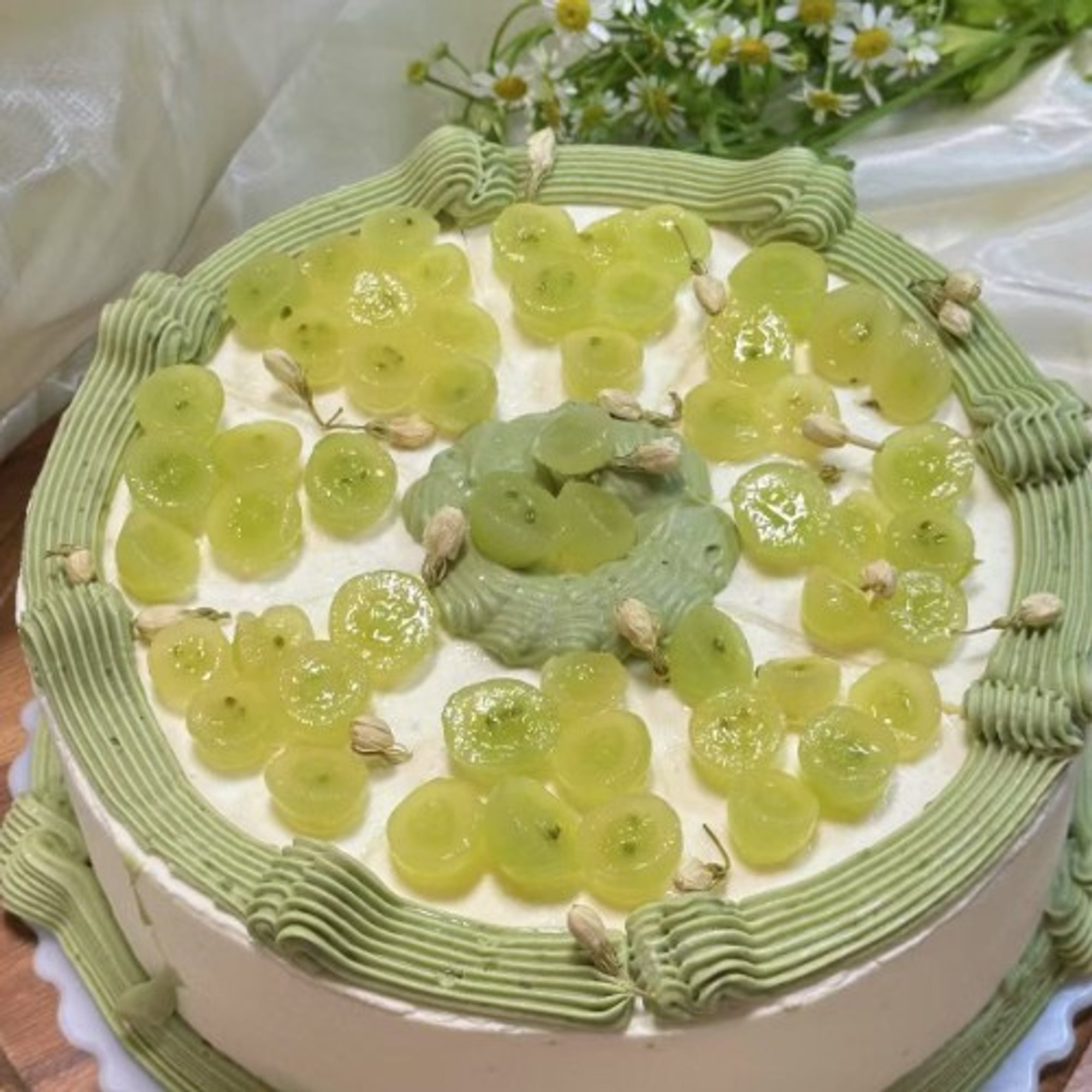 ⏰🎂 Jasmine Green Grapes Whole Cake (茉莉青提夹心蛋糕)