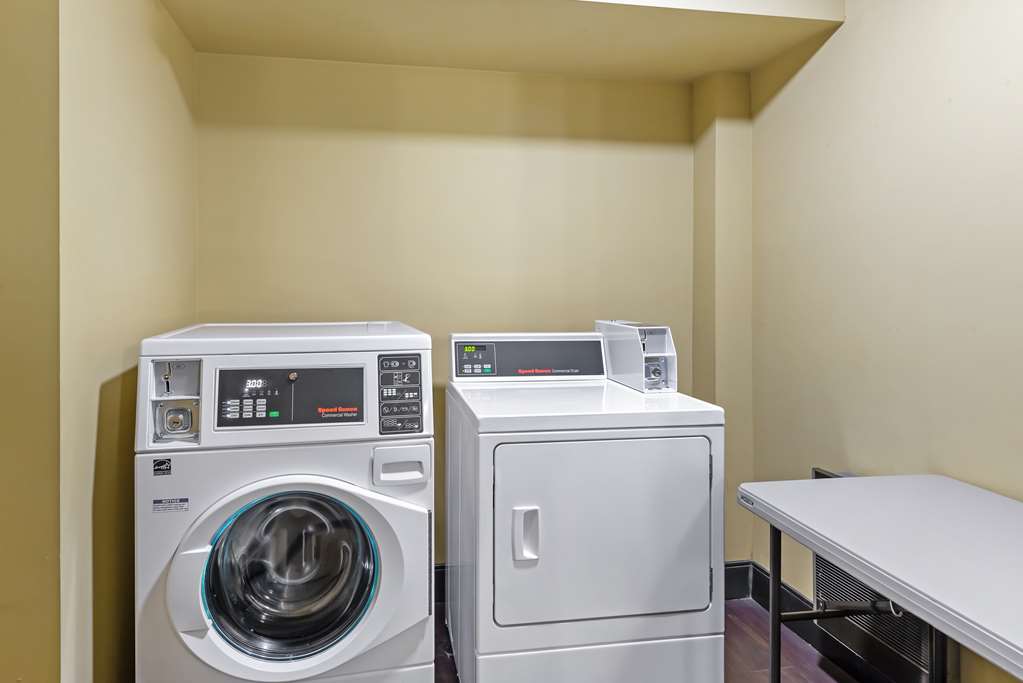 Best Western Plus Thornburg Inn & Suites Image