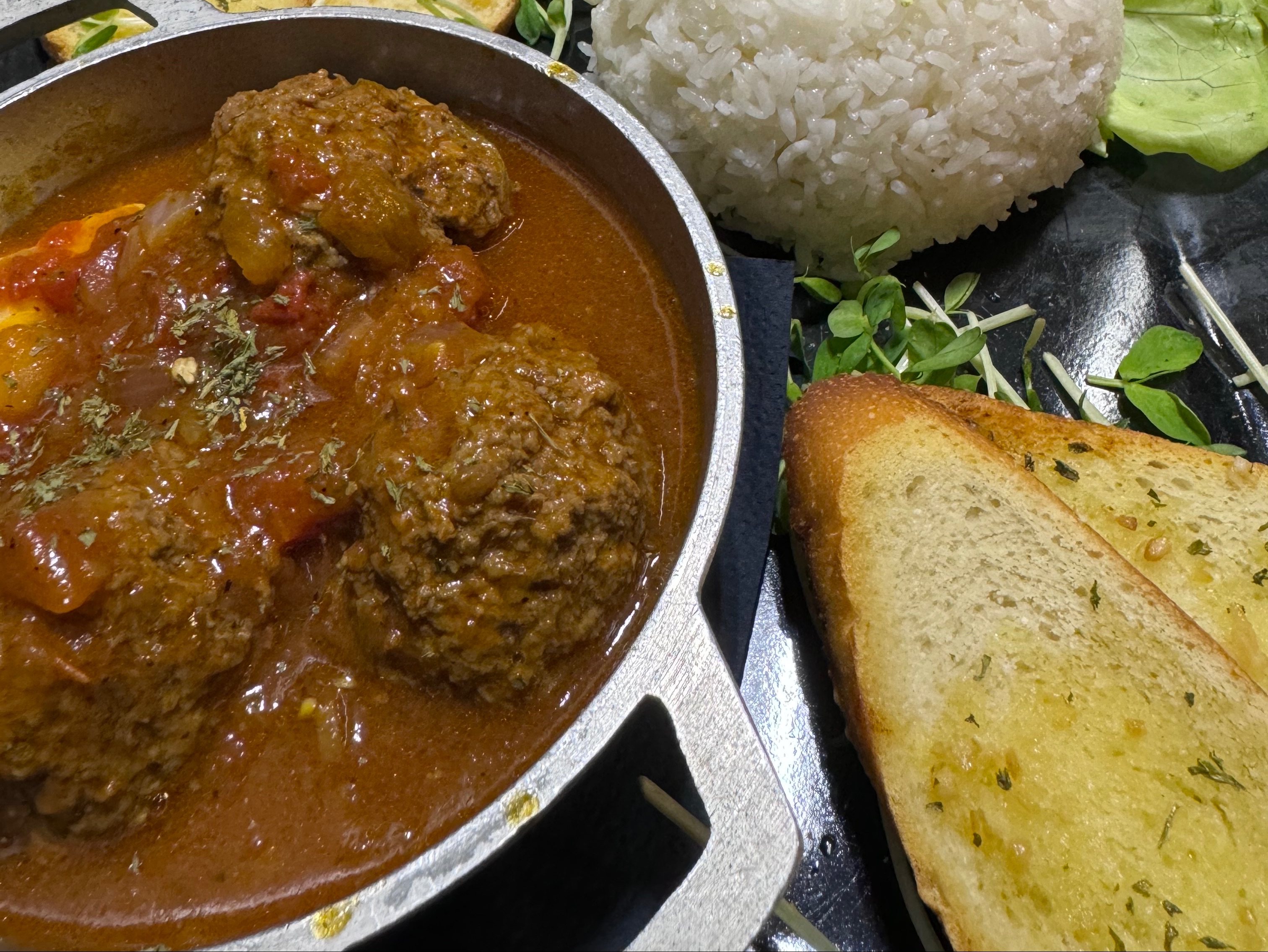 Albondigas