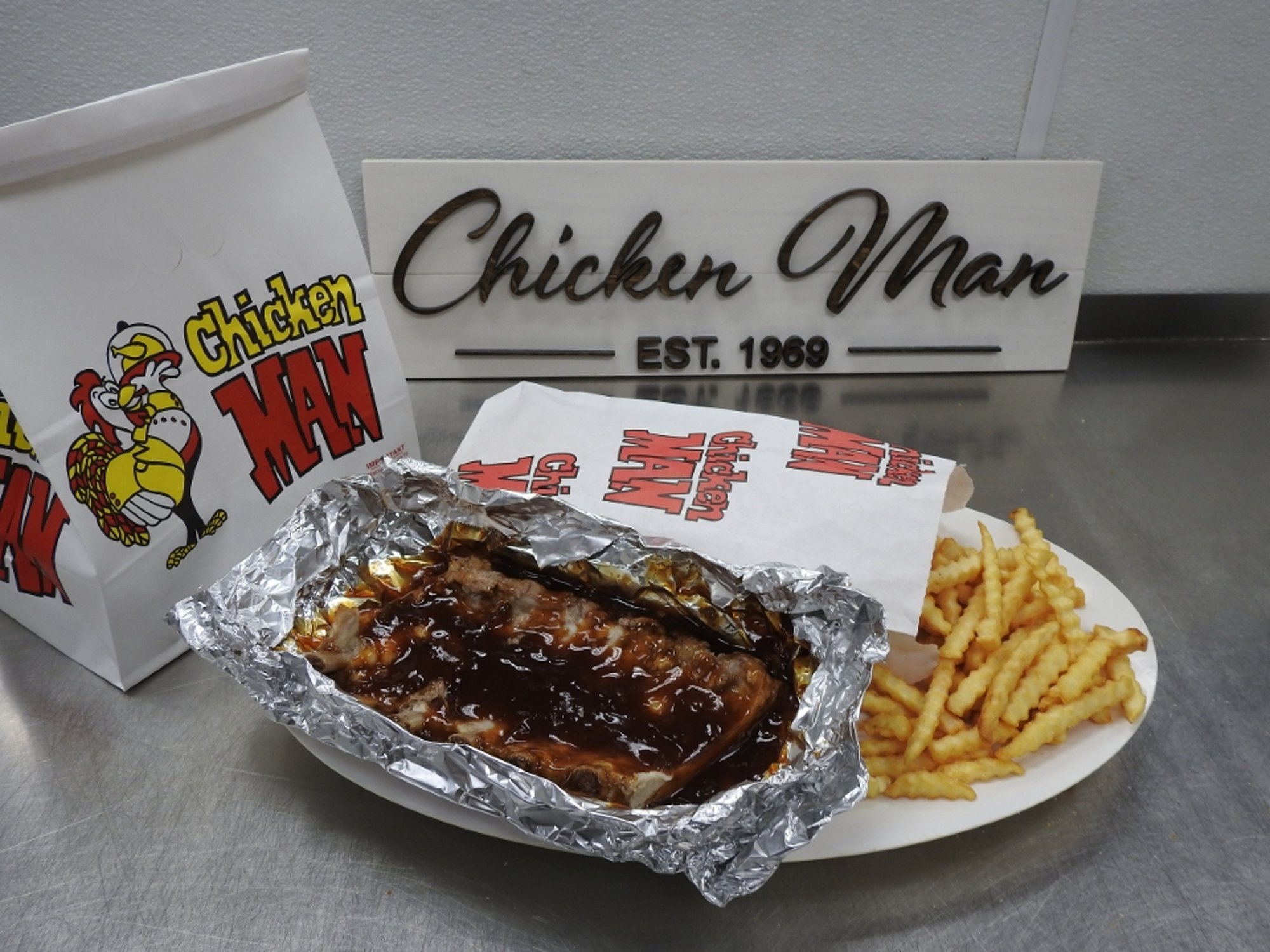 10-12 Pcs. BBQ Pork Ribs & Fries