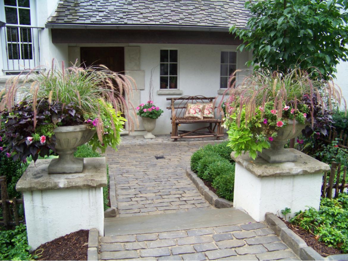 Synergy Lawnscape Image