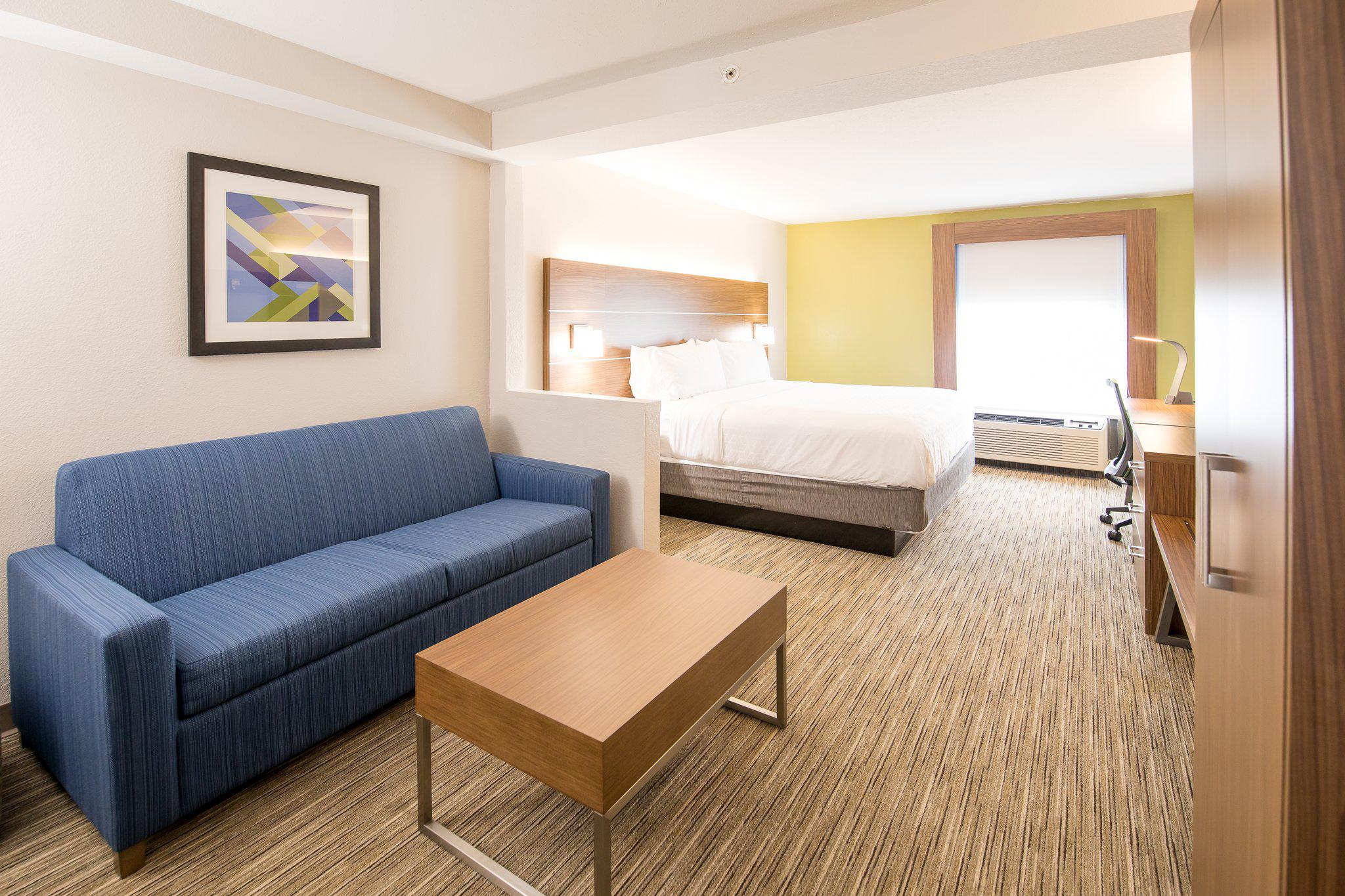 Holiday Inn Express Atlanta-Stone Mountain Photo