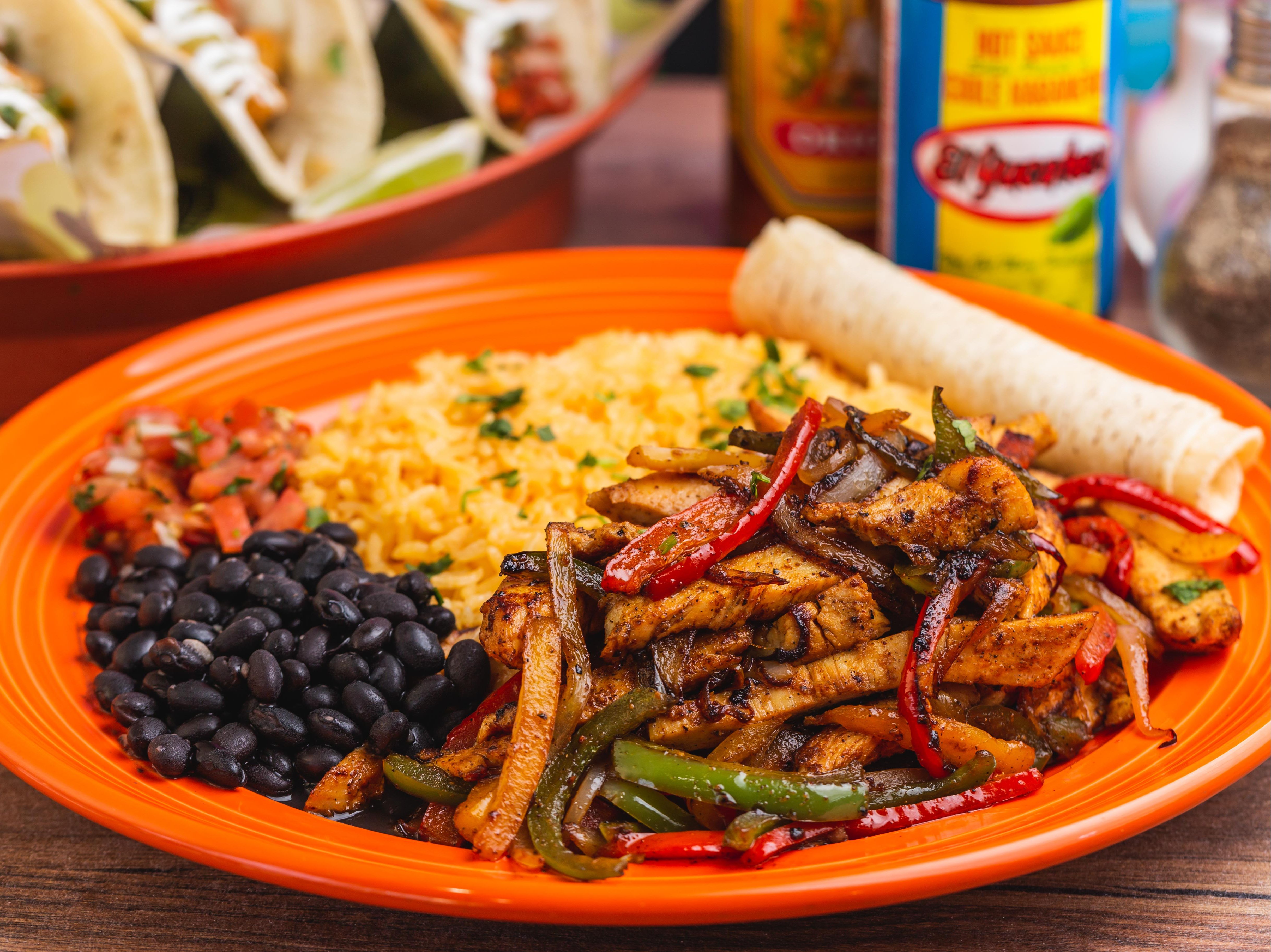 Sombrero Chicken Fajita Bowl