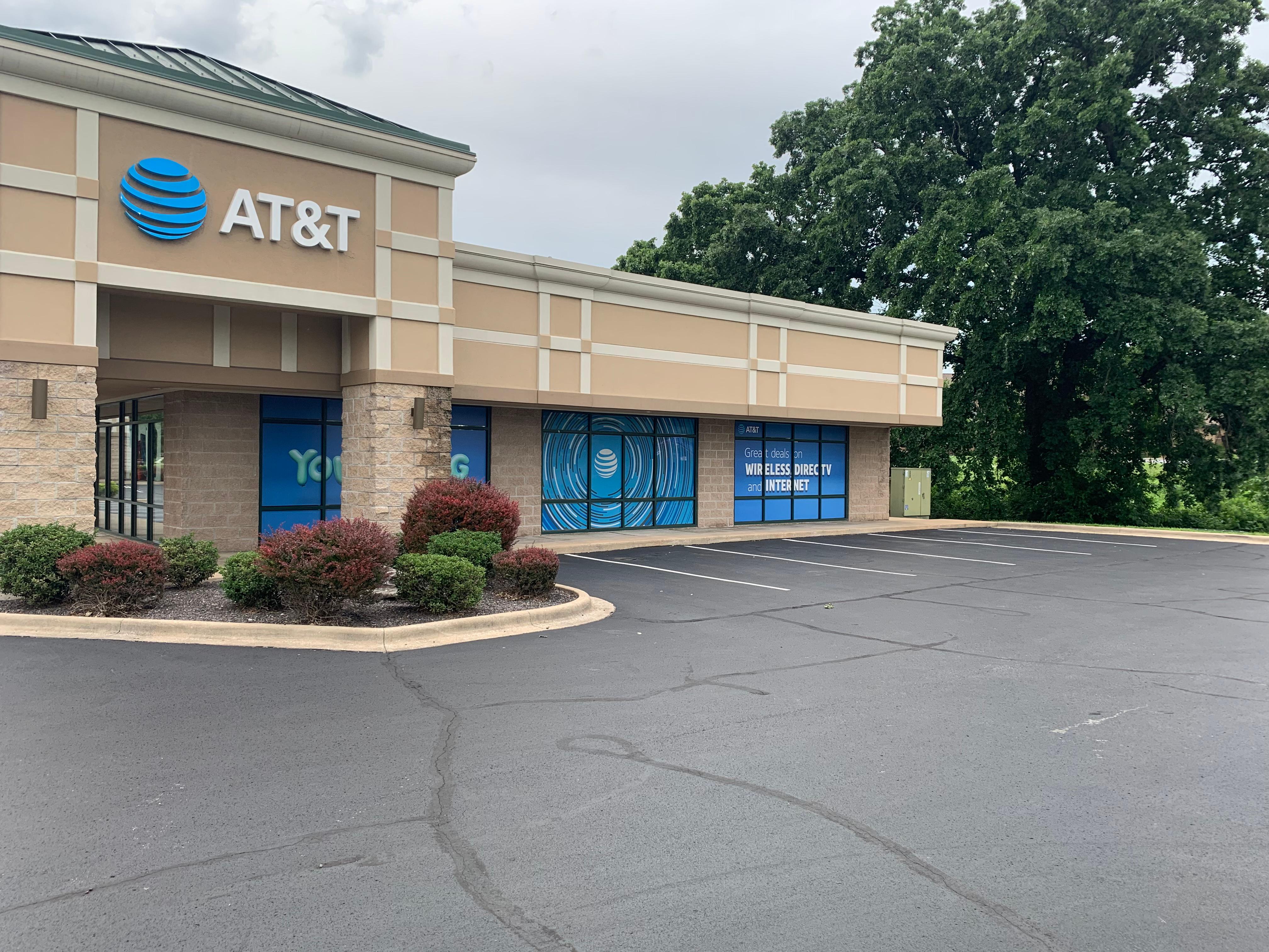 AT&T Store Photo