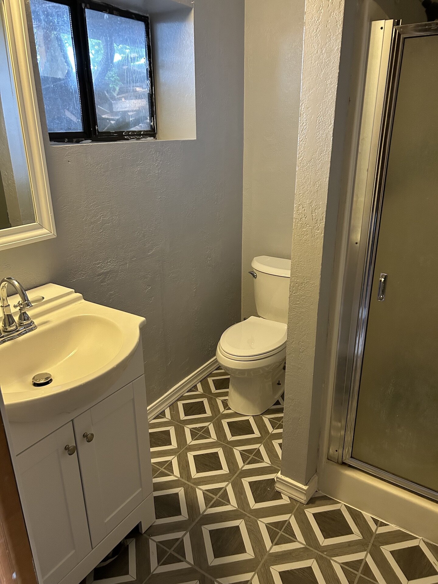 E.K Contracting LLC Image