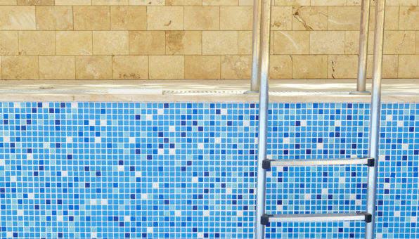 Pool Drain and Clean