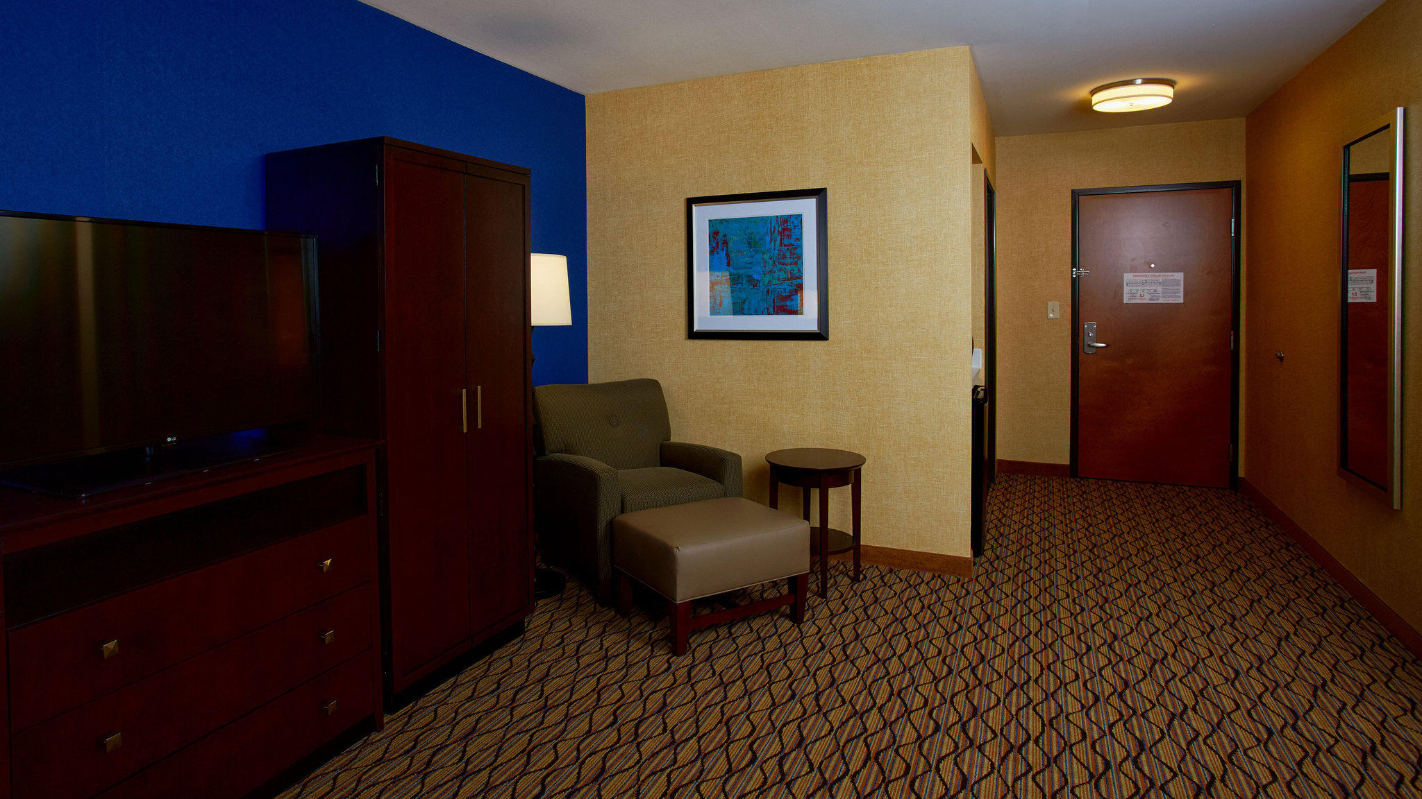 Holiday Inn Express Bordentown - Trenton South Photo