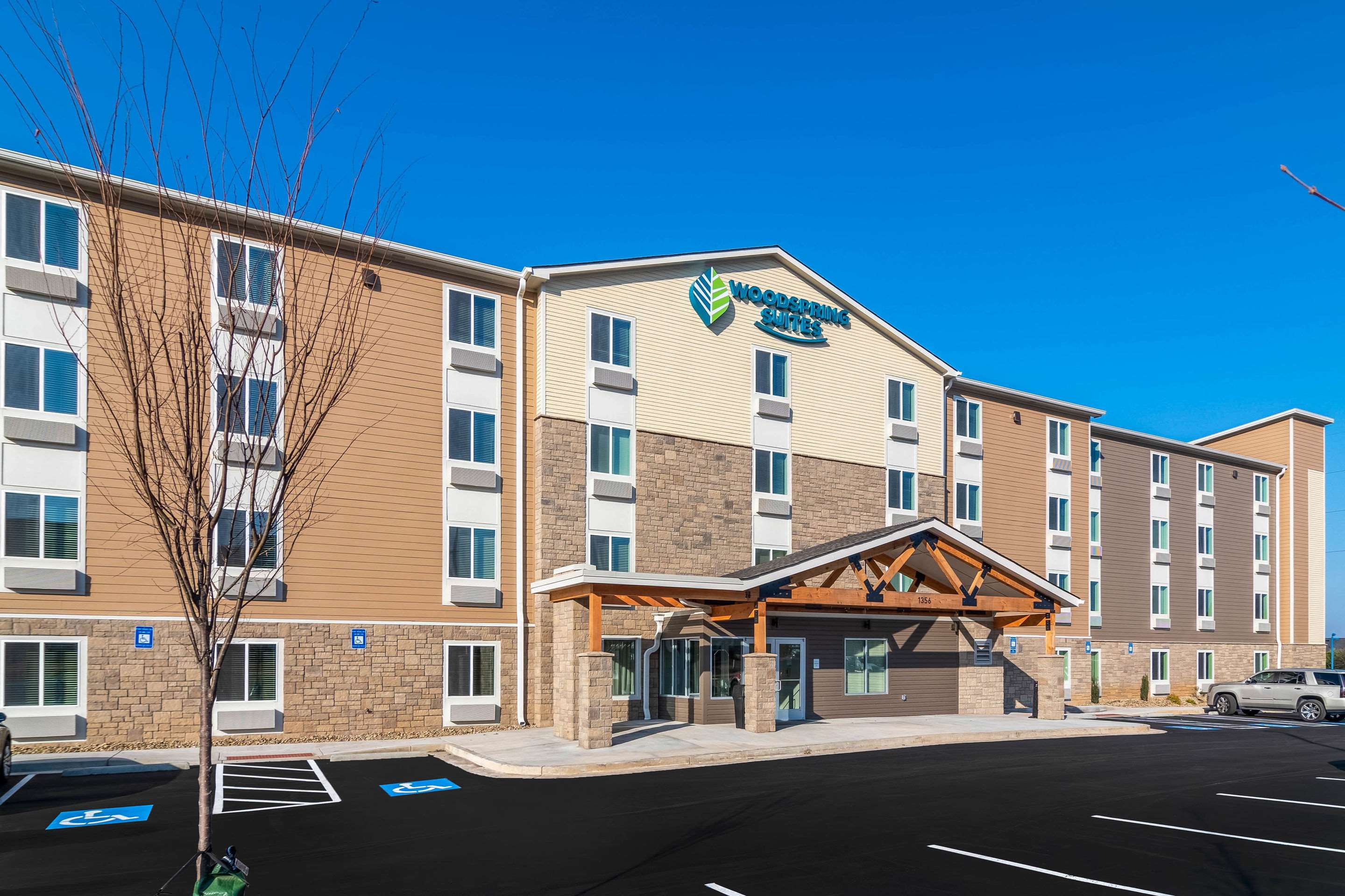 WoodSpring Suites Atlanta Lithia Springs Photo