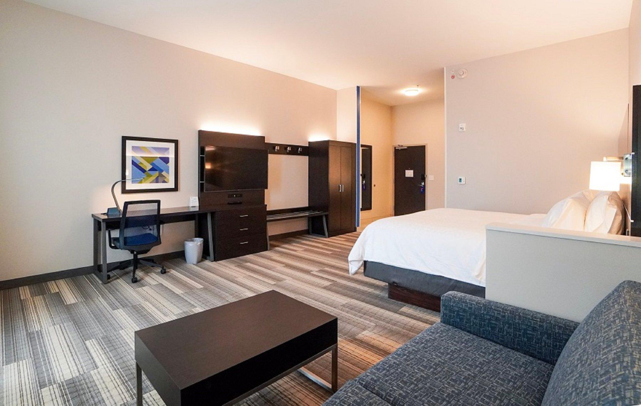 Holiday Inn Express & Suites Nashville - Franklin Photo