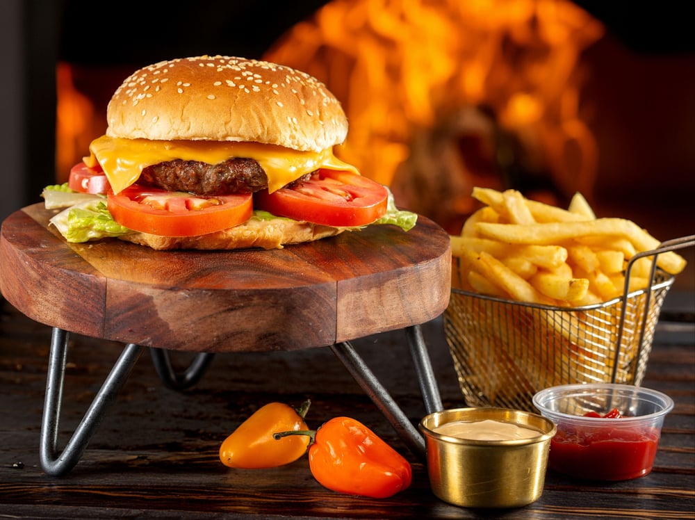 Tarbosh Burger Plate/ صحن برغر الطربوش