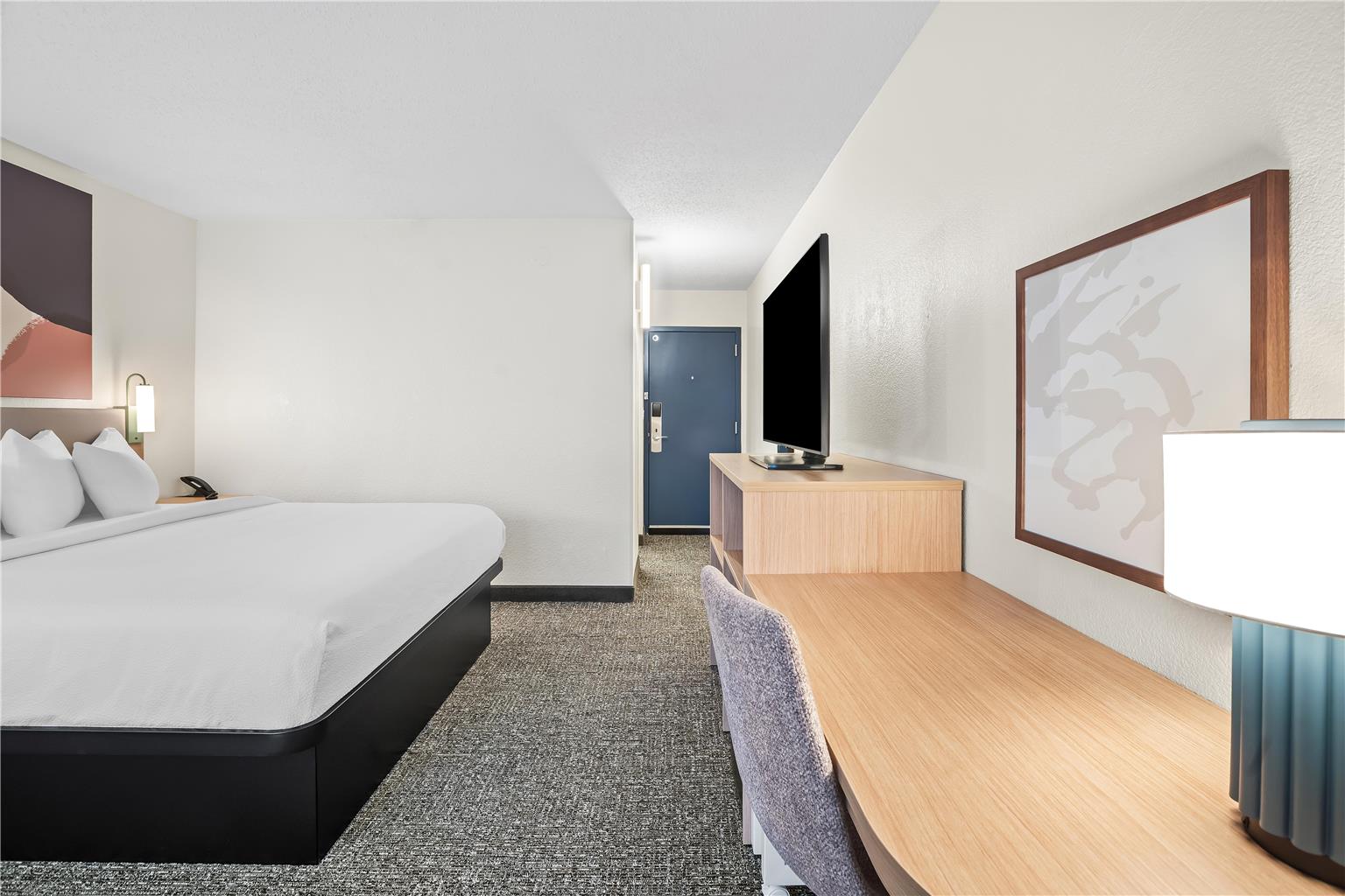 Spark by Hilton Bettendorf Quad Cities Image