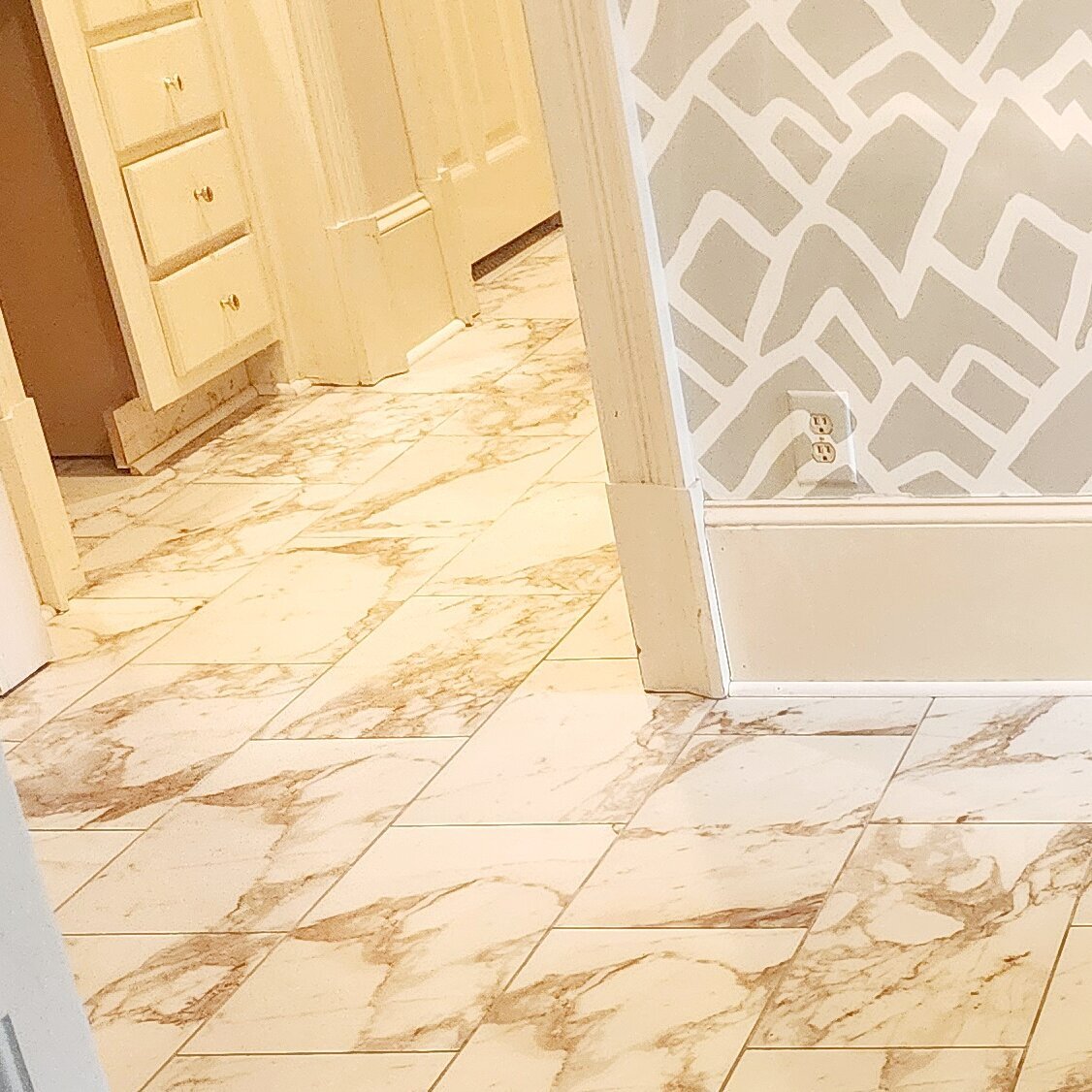 Michael Phillips Construction Logo