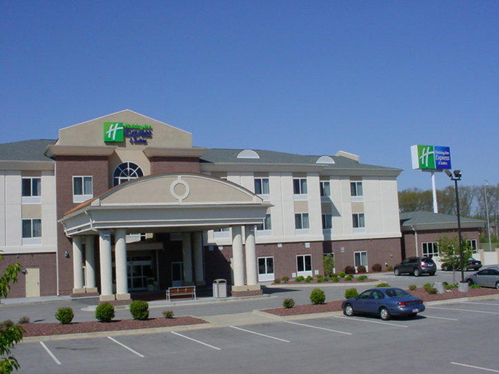 Holiday Inn Express & Suites Athens Photo