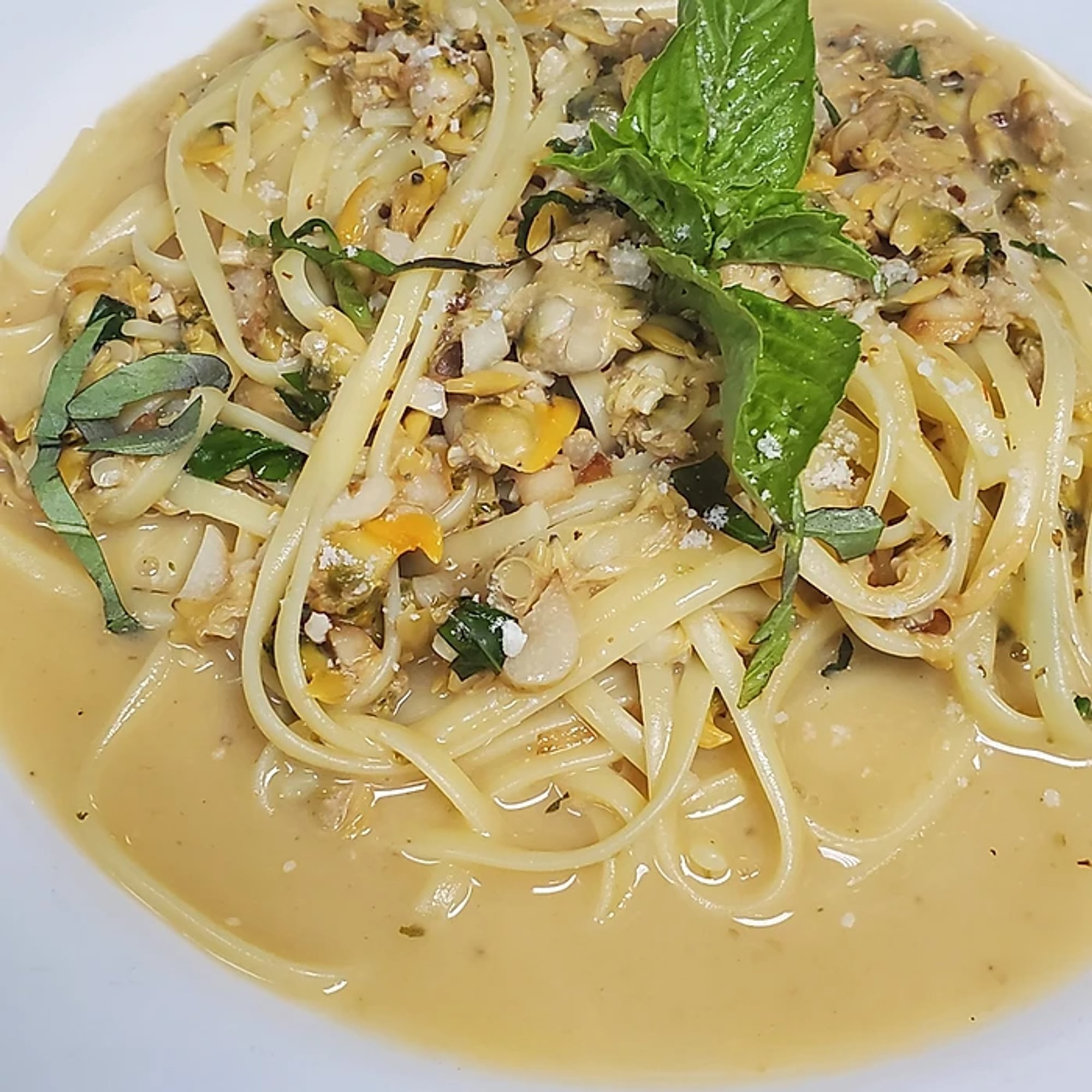 Linguine in Red Clam Sauce