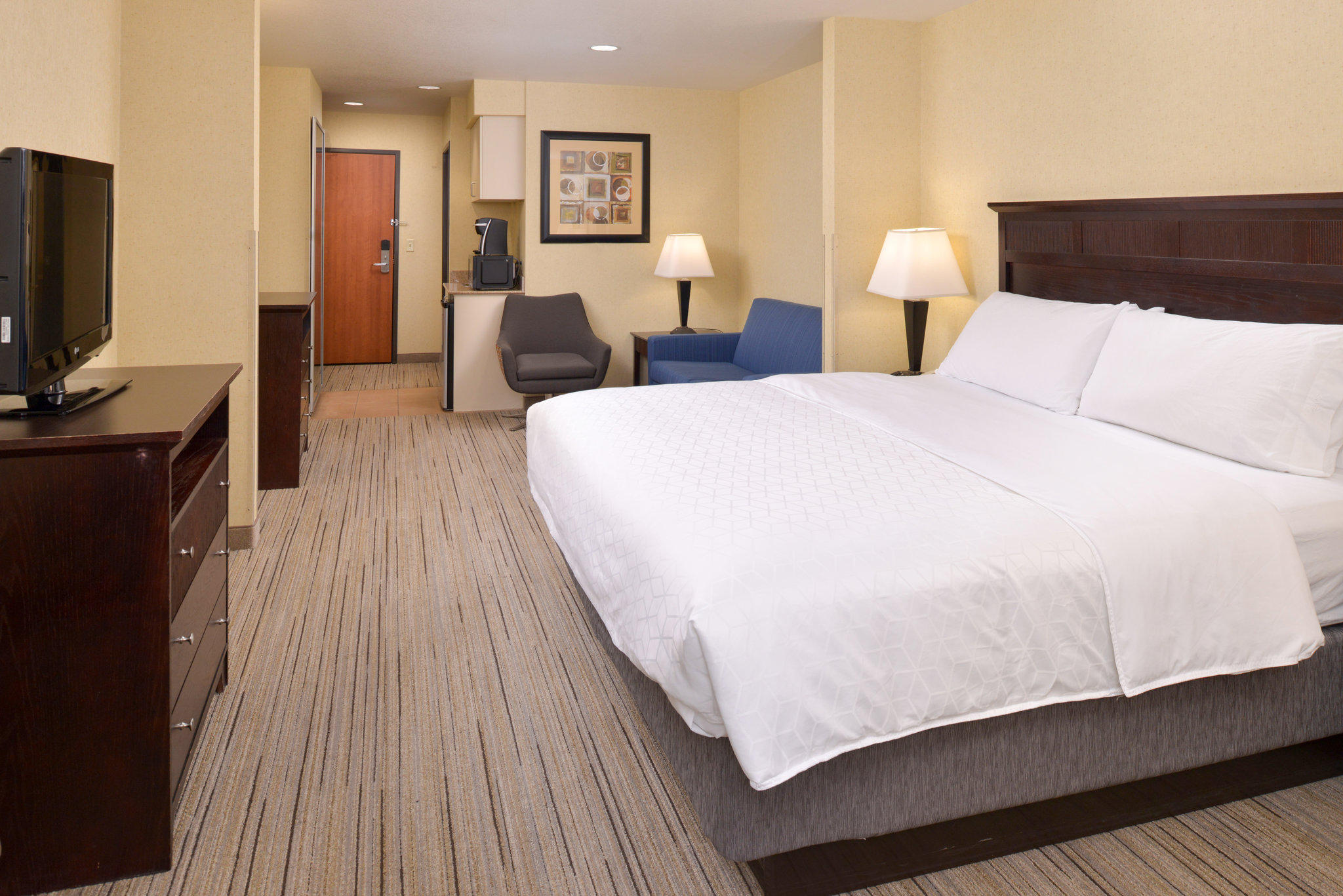 Holiday Inn Express & Suites Nampa - Idaho Center Photo