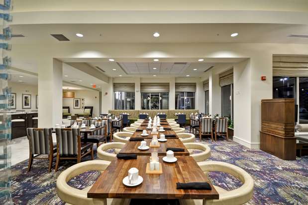 Images Hilton Garden Inn Detroit Troy