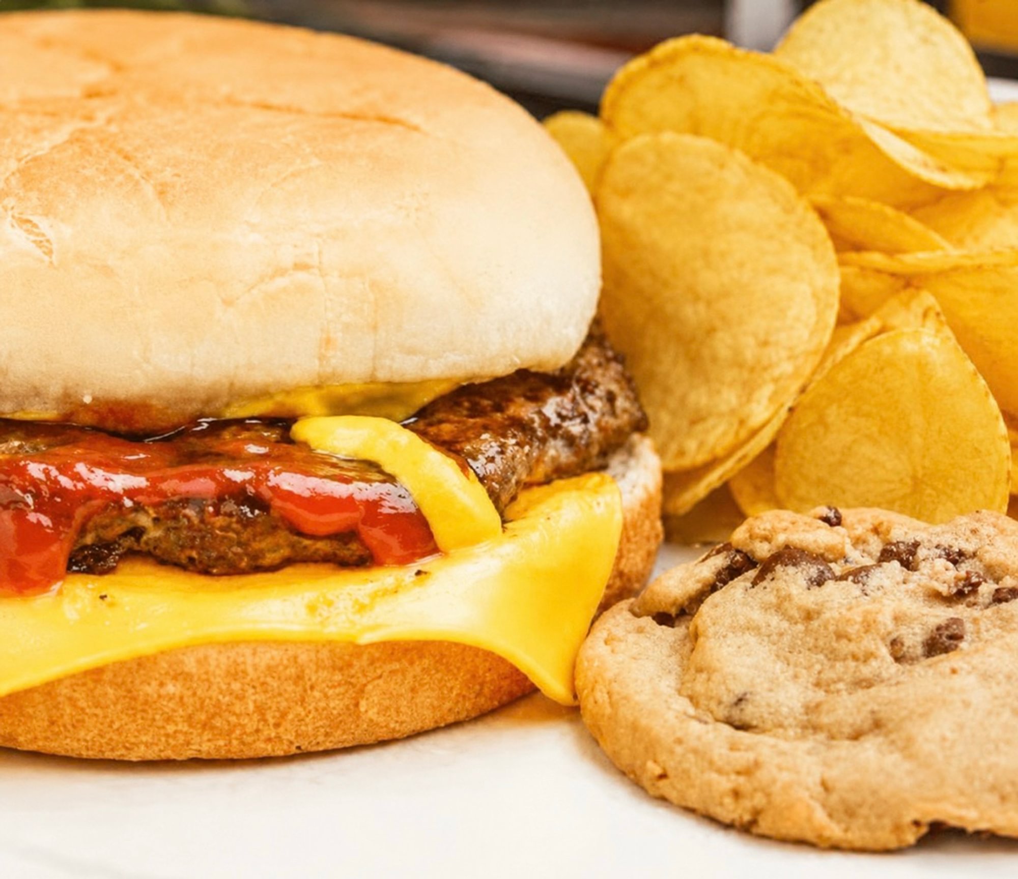 Kids' Cheeseburger Meal