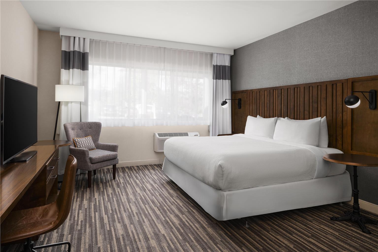 Best Western Premier Plainview-Long Island Hotel Image
