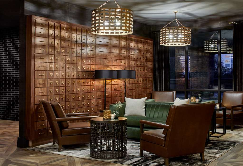 Cumberland House Knoxville, Tapestry Collection by Hilton Image