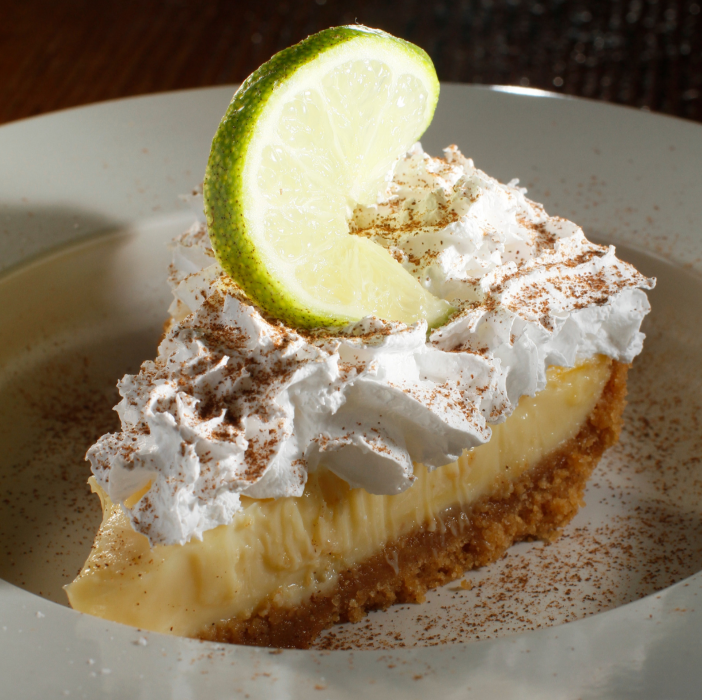Homemade Lemon Icebox Pie