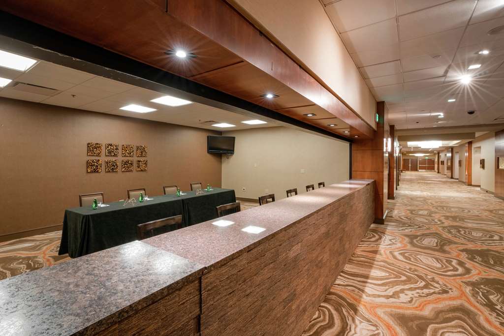 Hilton Denver City Center Image
