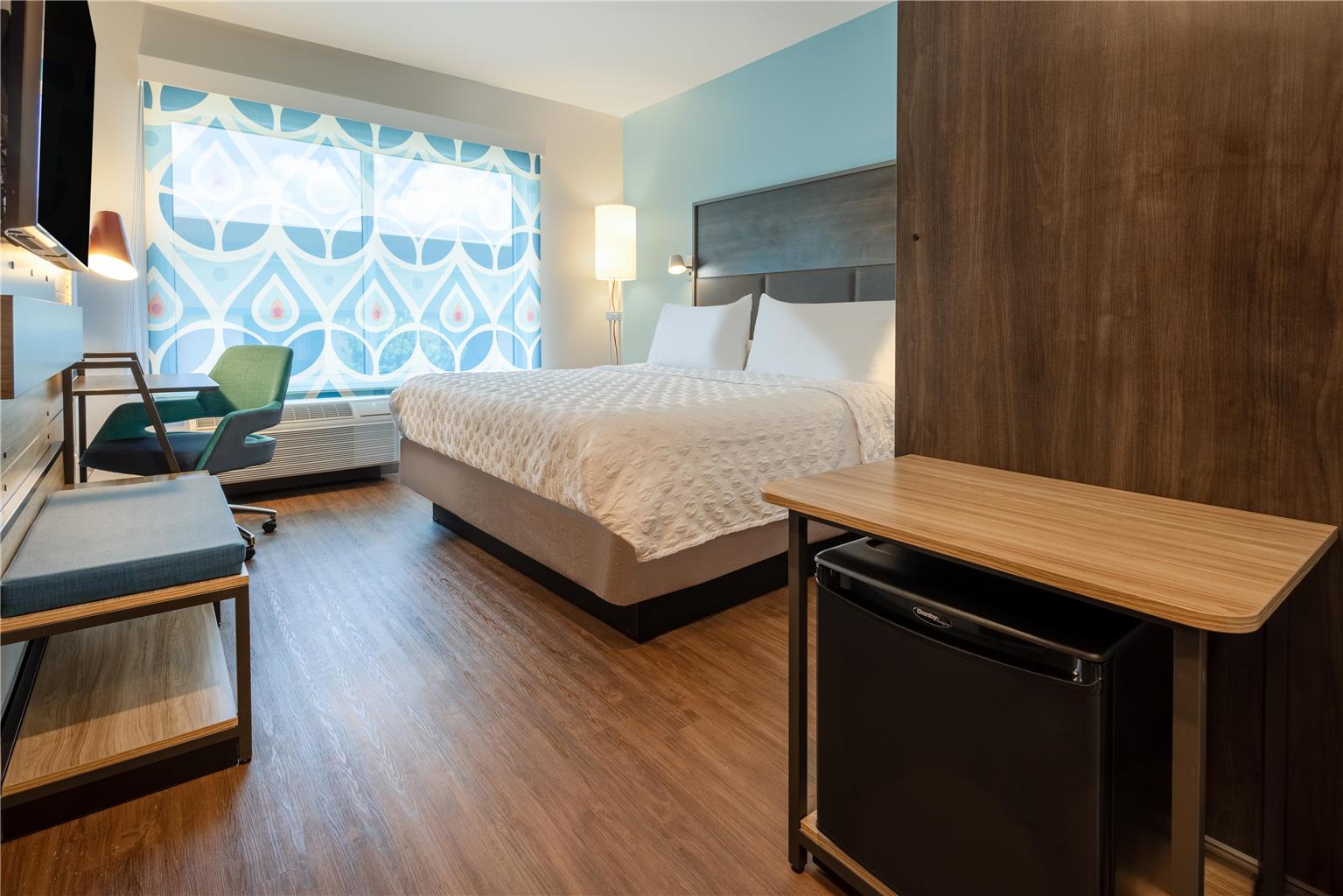 Tru by Hilton Commerce Image