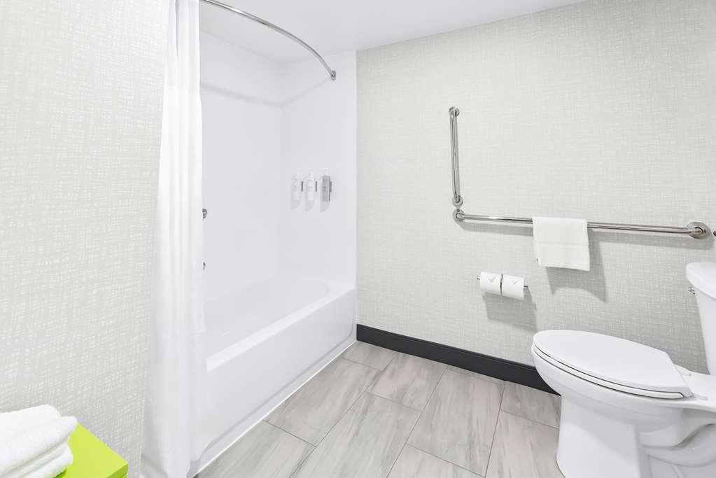 Hampton Inn Washington Image