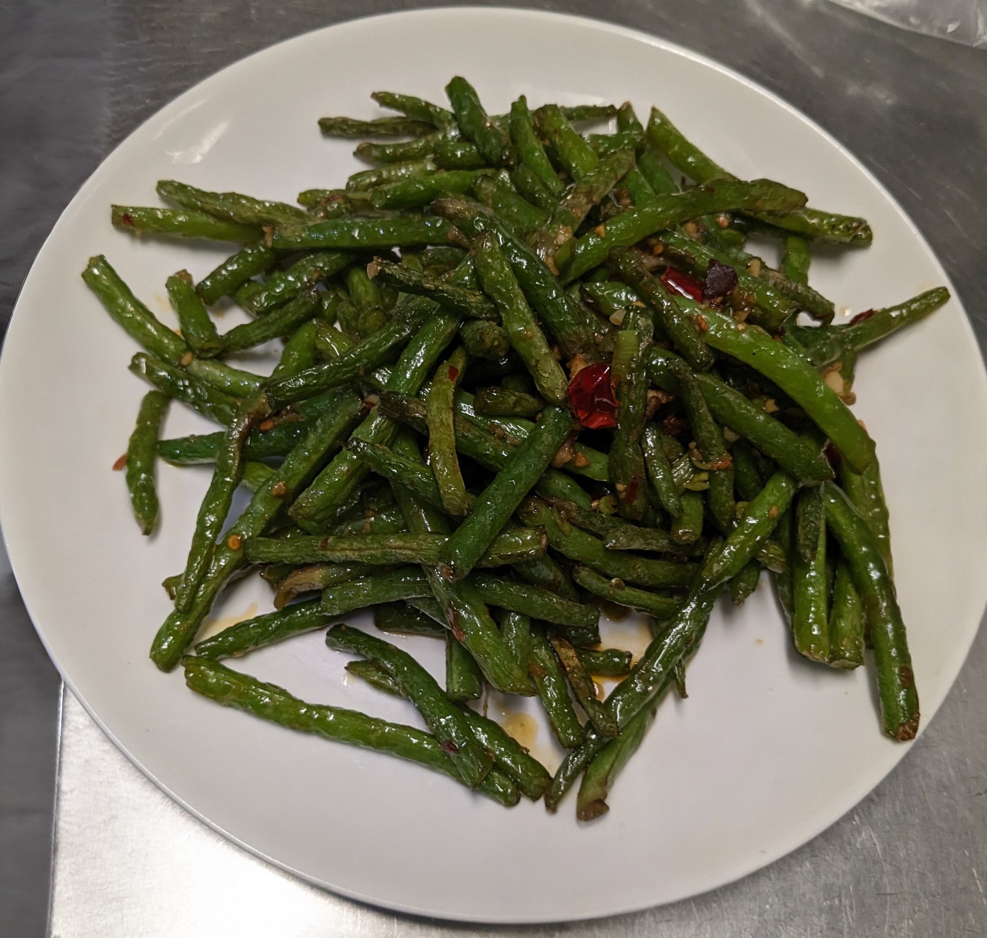 60 干煸四季豆SAUTEED STRING BEANS