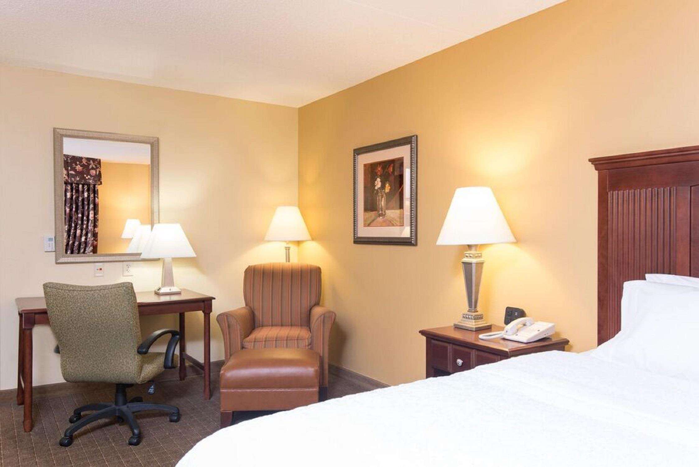 Hampton Inn Schenectady Photo