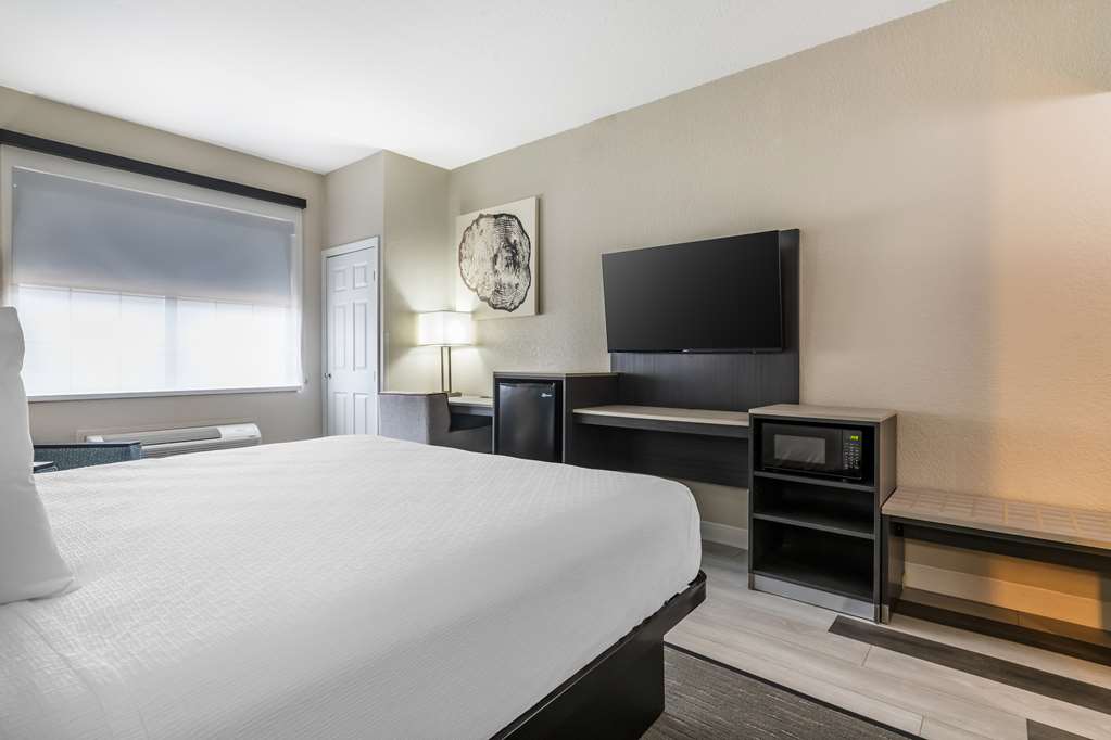 Best Western Prime Inn & Suites Image