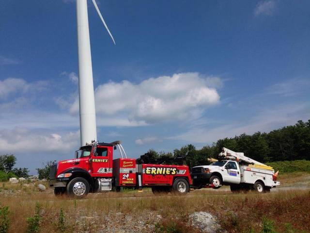 Images Ernie's Towing