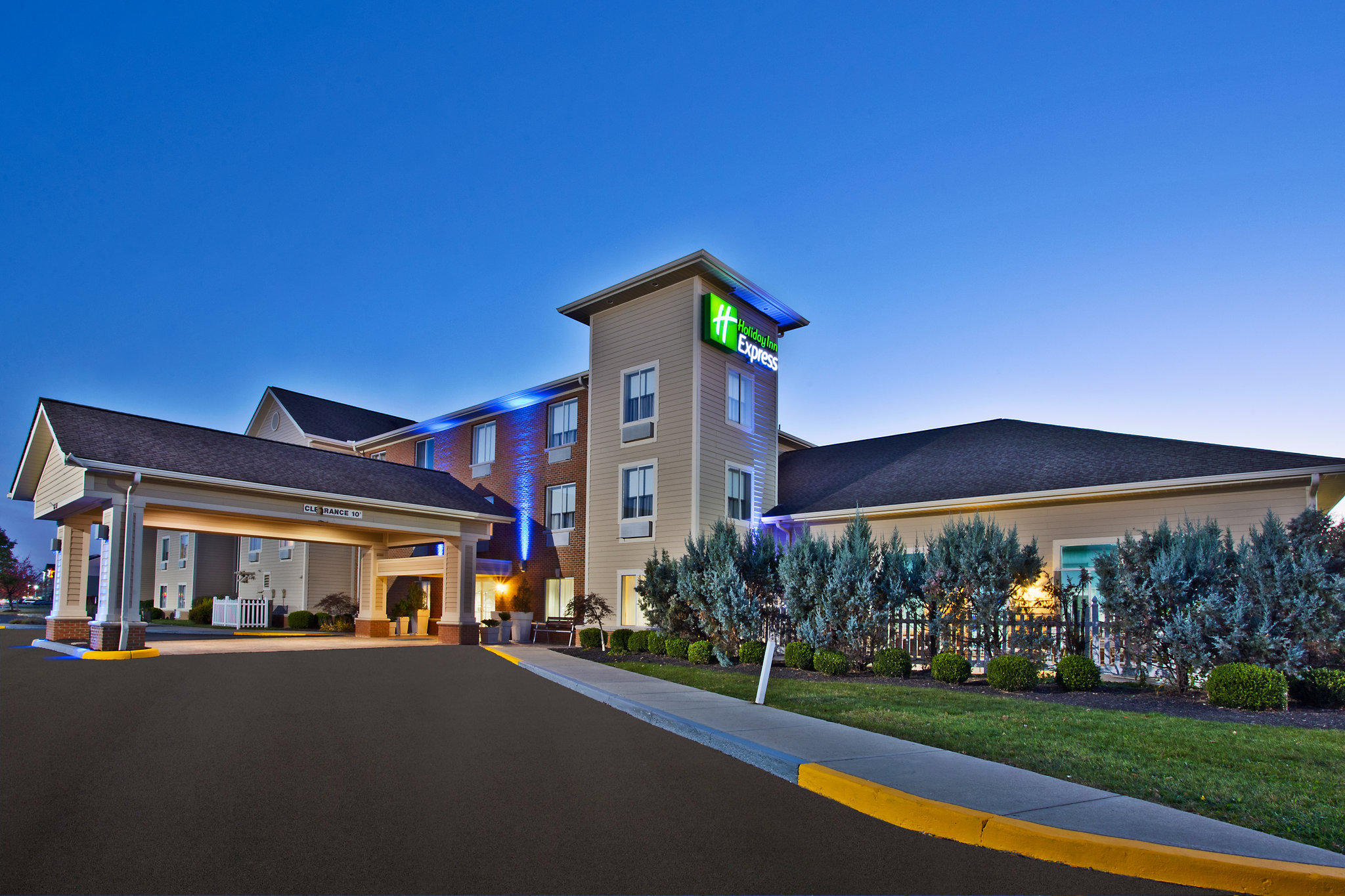 Holiday Inn Express & Suites Columbus SE - Groveport Photo