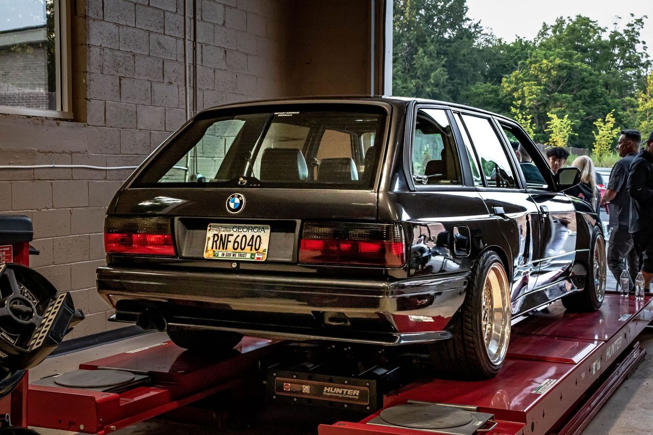 Lins Automotive Image